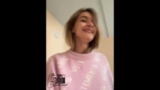 Красотка раздевается в подъезде анал webcam chaturbate bongacams | вебкам чатуребйт бонгакамс
