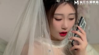 "more👇" md 0311 隐藏在婚纱下的约定
